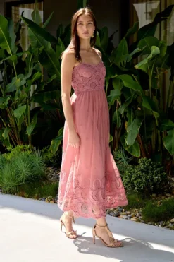 Drea Embroidery Sleeveless Dress