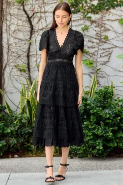 Lainey Embroidery S/SLV Dress