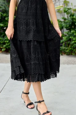 Lainey Embroidery S/SLV Dress