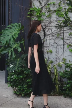 Lainey Embroidery S/SLV Dress