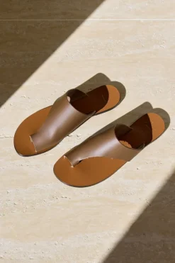 Rosa Cutout Slides