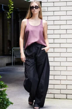 Silk Habutia Tank