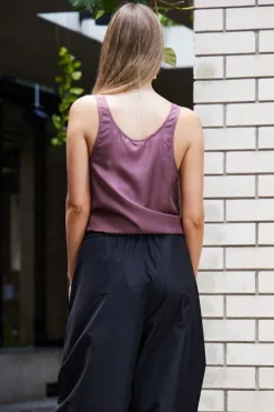 Silk Habutia Tank